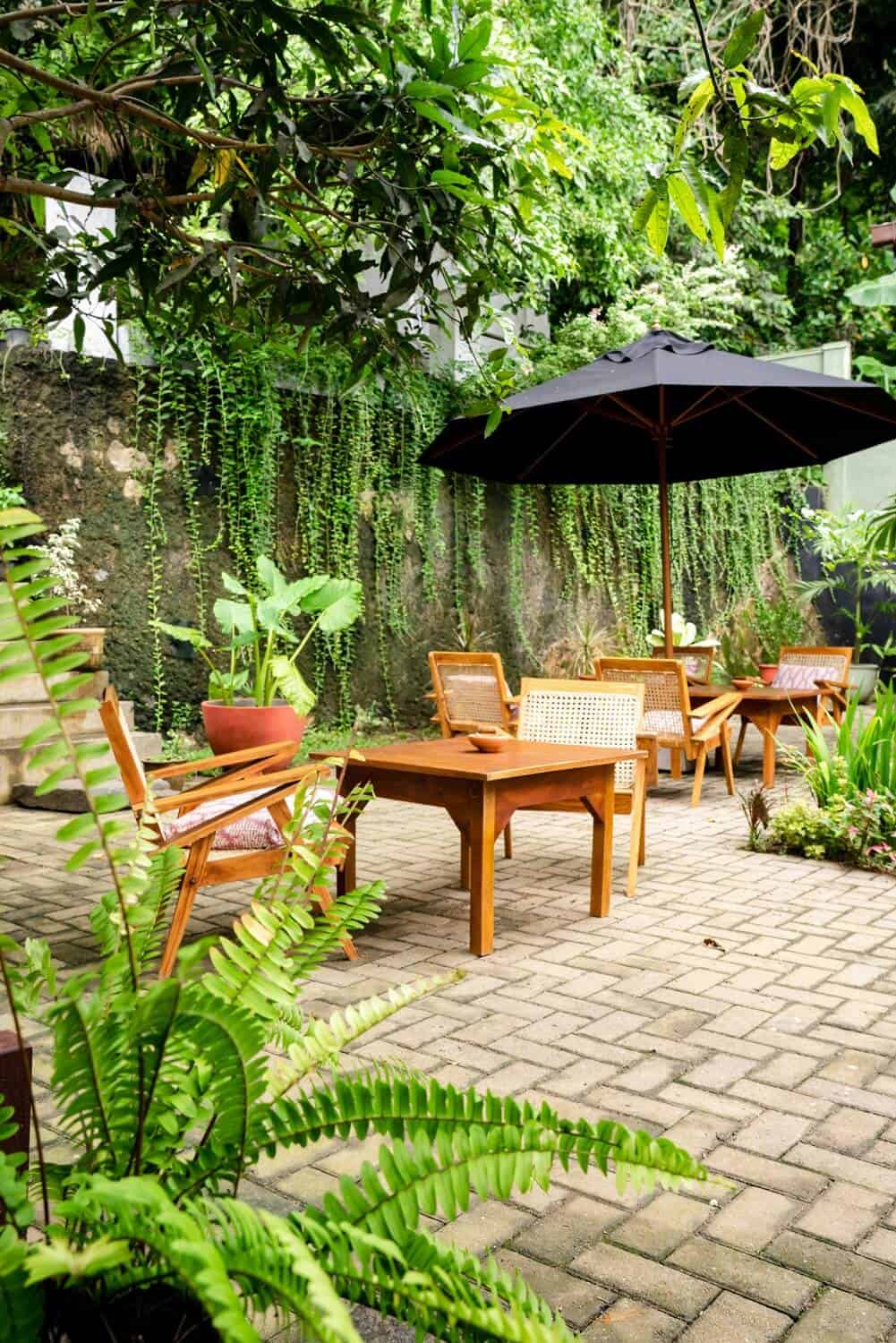 Open Up Your Garden with a Patio Open Up Your Garden with a Patio